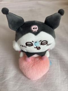 ちいかわ×サンリオ デスクトップから見守るひっかけぬいぐるみ