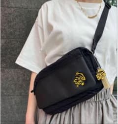 イアパヒヨネ　虎屋ういろ　ショルダーバックのサムネイル