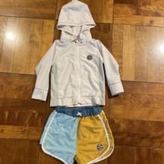 petit main ラッシュガード セットアップ 90cmのサムネイル