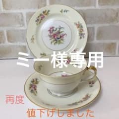 ミー様専用　ノリタケ　カップ&ソーサー＆ケーキ皿のサムネイル