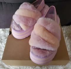 UGG DISCO STRIPE SLIDEファーサンダル 新品未着用のサムネイル