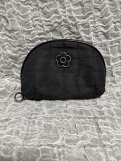 MARY QUANT ポーチのサムネイル