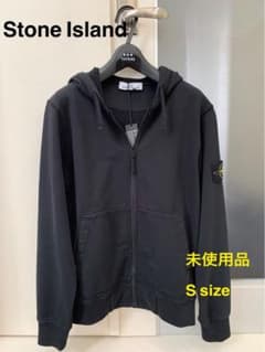 未使用⭐︎Stone Island スウェット　ジップアップパーカーのサムネイル
