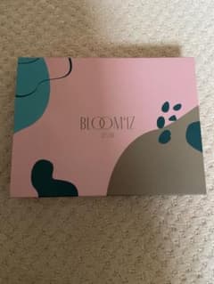 IZ*ONE BLOOM*IZのサムネイル