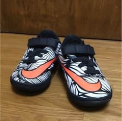 ナイキ トレーニングシューズのサムネイル