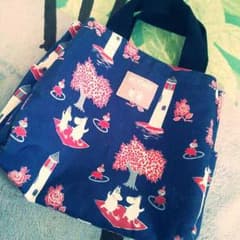 にゃすもす様専用♪ムーミン  ハンドバッグのサムネイル