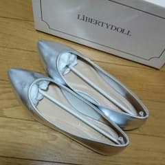 LiBERTYDOLLのフラットパンプスのサムネイル