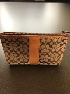 COACH コーチ　化粧ポーチのサムネイル