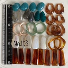 No.113 アクリルパーツまとめ売りのサムネイル