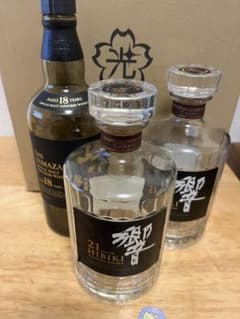 空瓶 山崎18年1本 響21年2本 - メルカリ