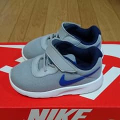 NIKE ナイキ スニーカー 13.0のサムネイル