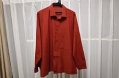 1325. ISSEY MIYAKE 赤 長袖シャツ サイズ2のサムネイル