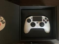 Nacon レボリューション2のサムネイル