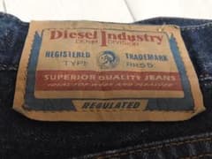 ポンさん専用:お値引き決行！DIESELデニム  イタリア製のサムネイル
