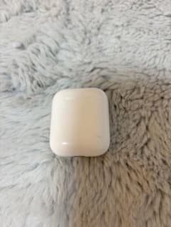 Apple AirPods 第2世代 本体 充電ケース付きのサムネイル