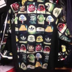 adidas ヒールタブ柄のサムネイル