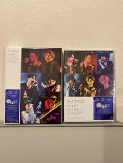 SixTONES/on eST〈初回盤・2枚組〉のサムネイル