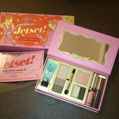 化粧品セット ラグジュアリーメイクキット benefit 新品未使用のサムネイル