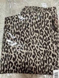 タグ付　新品、未使用　LEOPARD PATTERNレギンスのサムネイル