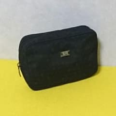 【新品】未使用★SONIA RYKIEL(ソニアリキエル)のナイロンポーチのサムネイル
