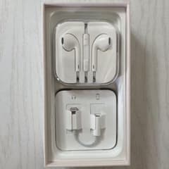 新品未使用　アップル純正品　iPhoneイヤホン　iPhone8付属のサムネイル