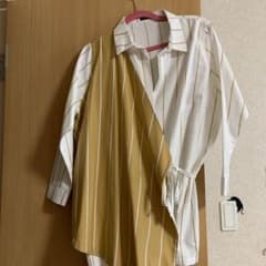 【2枚で1400円】 Merlot 長袖シャツ　アシンメトリーのサムネイル
