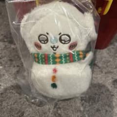 ちいかわ 雪だるま マスコットのサムネイル