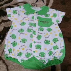 カエル柄の夏服と肌着二枚セットのサムネイル