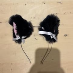 猫耳 カチューシャ 黒 ブラック リボン付き コスプレのサムネイル