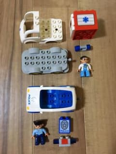 レゴデュプロ  パトカー　救急車のサムネイル