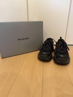バレンシアガ　triple s クリアブラックのサムネイル
