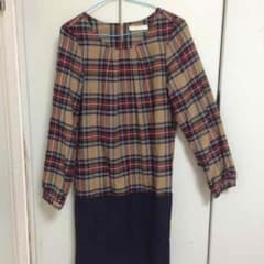 navy naturalのワンピースのサムネイル
