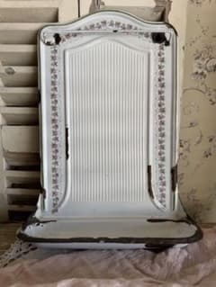 フランスアンティーホーローBB社ローズガーランドホワイトレア！レードルラック フランスアンティーホーローBB社ローズガーランドホワイトレア