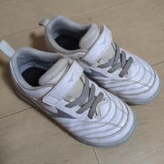 MIZUNO　トレーニングシューズ　18センチのサムネイル