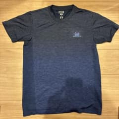 UNIQLO×MARVEL Tシャツ ネイビーのサムネイル