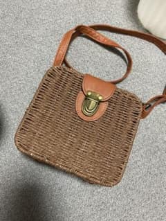 ショルダーバッグのサムネイル