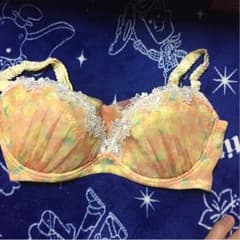 ブラジャー♡のサムネイル