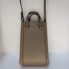 【極美品】FURLA フルラ スマホショルダー バッグ ベージュ 茶 本革のサムネイル