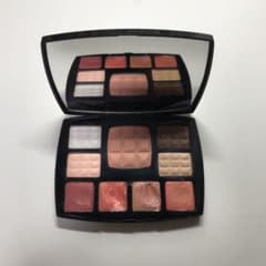 CHANEL トラベル メイクアップパレットのサムネイル
