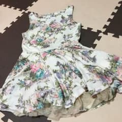 セール800円dazurinnワンピースのサムネイル