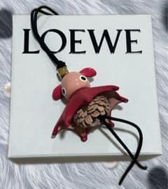 LOEWE ピンク パズ チャーム バッグチャームのサムネイル