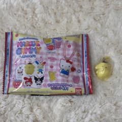 サンリオキャラクターズ マスコット＆グミ ポムポムプリン