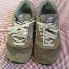 New Balance 574 グレーのサムネイル