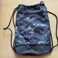 Nike カモフラージュ ドローストリングバッグのサムネイル