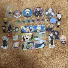 Tokyo Revengers merchandise bundle