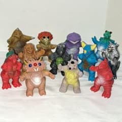 SUPER DINO MONSTER　パチ怪獣　8点セット コンプリートセット】PONY パチSUPER DINO MONSTERソフビ - メルカリ