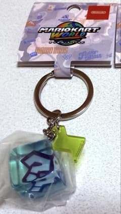 ニンテンドーストア限定】キーホルダー アイテムボックス マリオカート