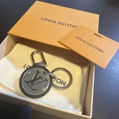 LOUIS VUITTON シルバー キーホルダーのサムネイル