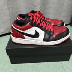 NIKE Air Jordan 1 Low 赤黒のサムネイル