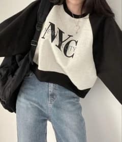 【新品】NYCプリント トレーナー　スウェットミニ丈 グレー/ブラック　韓国